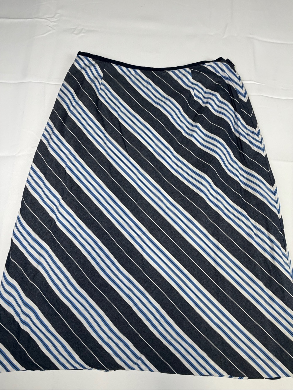 Liz Claiborne Navy, White and Light Blue Diagonal Stripe A-Line Skirt -Nautical